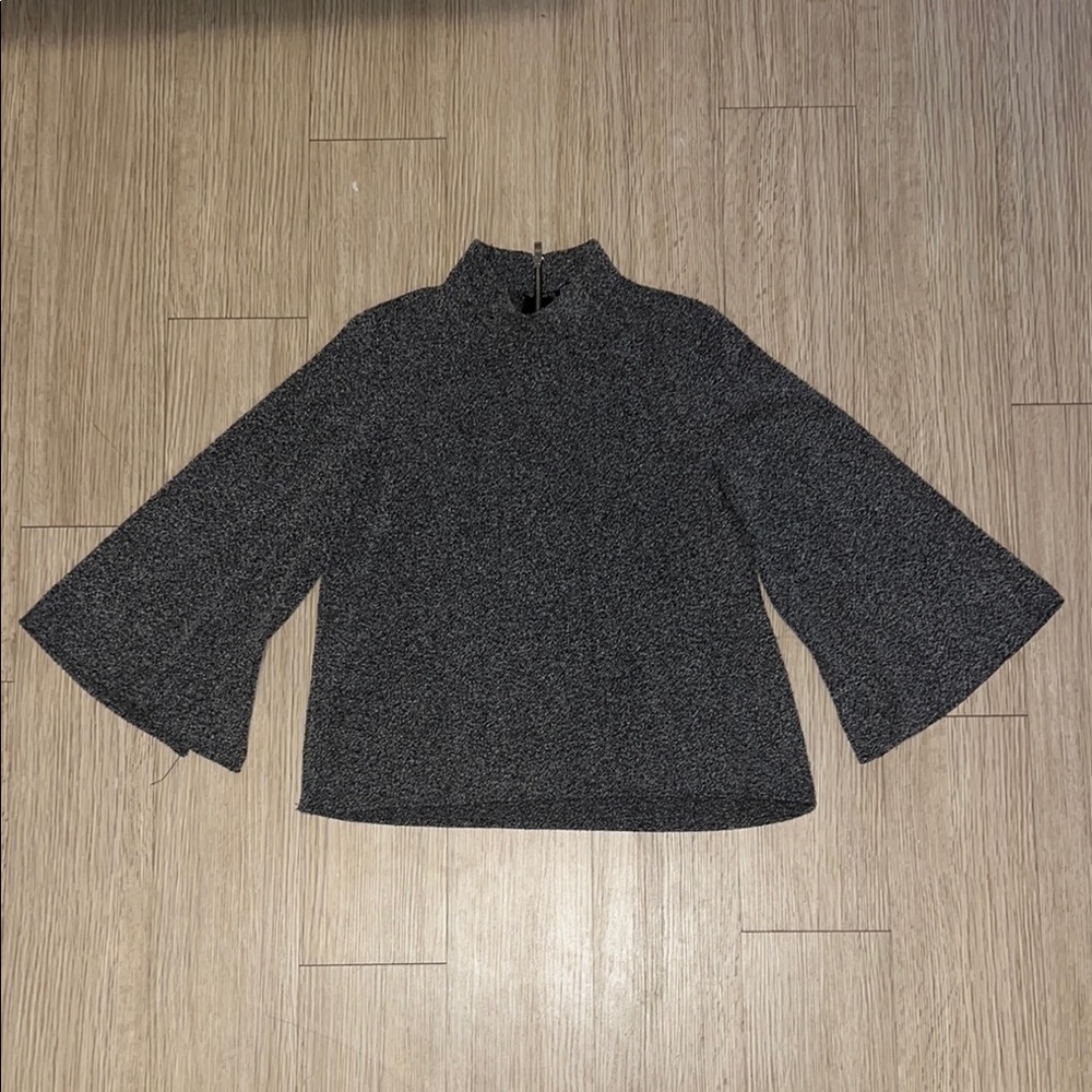 Zara Size Medium Elegant Gray Women's Top